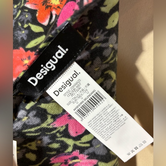 🔥NWT Desigual Long Scarf/Shawl - Picture 10 of 11